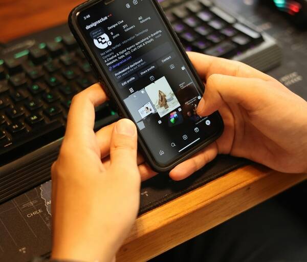 Social Media Marketing (SMM) Social Media Marketing (SMM) - Pixel IT